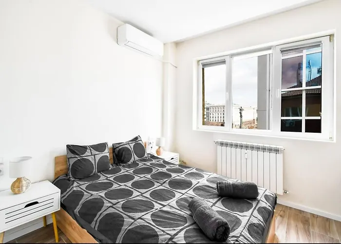 Skyline View - Very - Metro - Washer&dryer Appartement Sofia