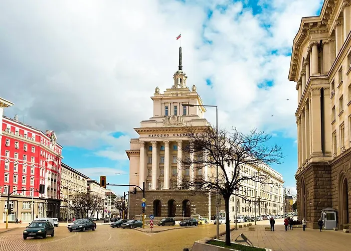 Skyline View - Very - Metro - Washer&dryer Sofia