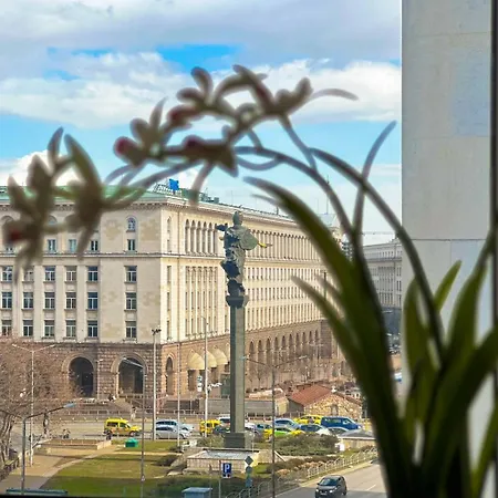 Skyline View - Very - Metro - Washer&dryer * Sofia