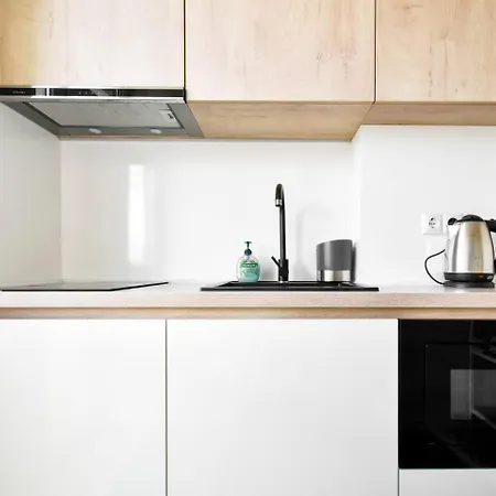 Skyline View - Very - Metro - Washer&dryer * София